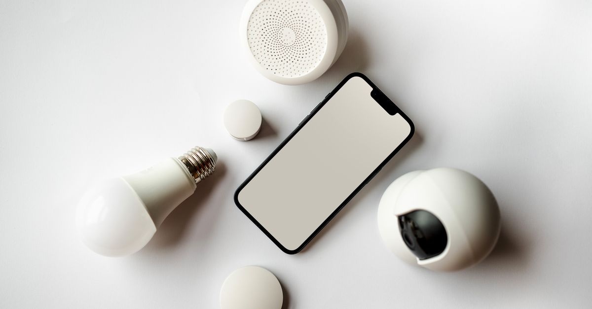 Zero kurzu, maksimum wygody: najlepsze systemy smart home bez kucia ścian